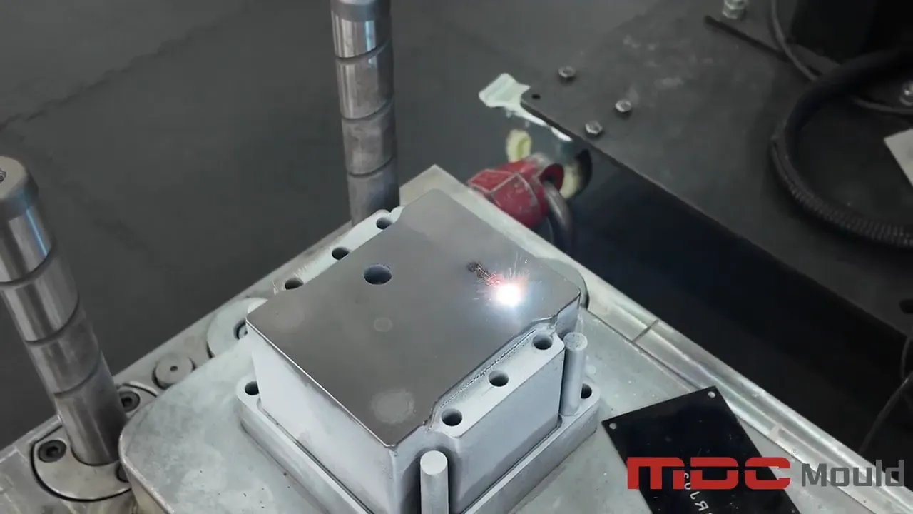 精密激光打標在模具制造中的應用